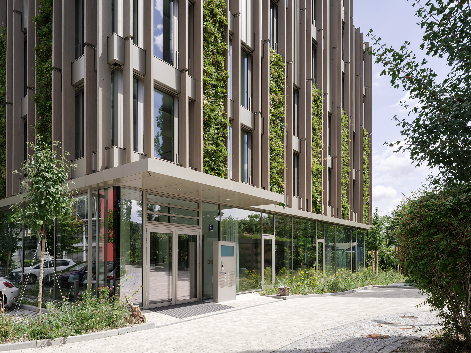 Bürogebäude im Omega-Park, München  5