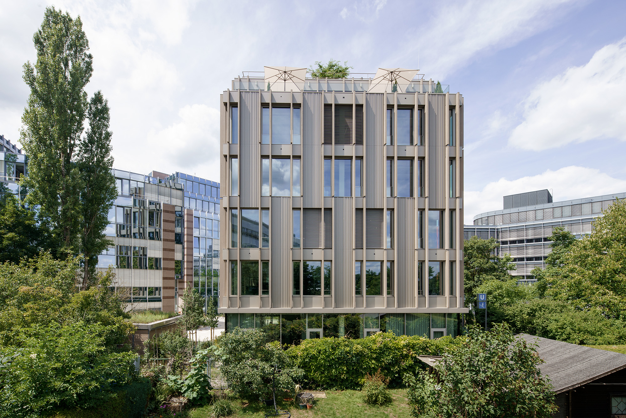 Bürogebäude im Omega-Park, München  6