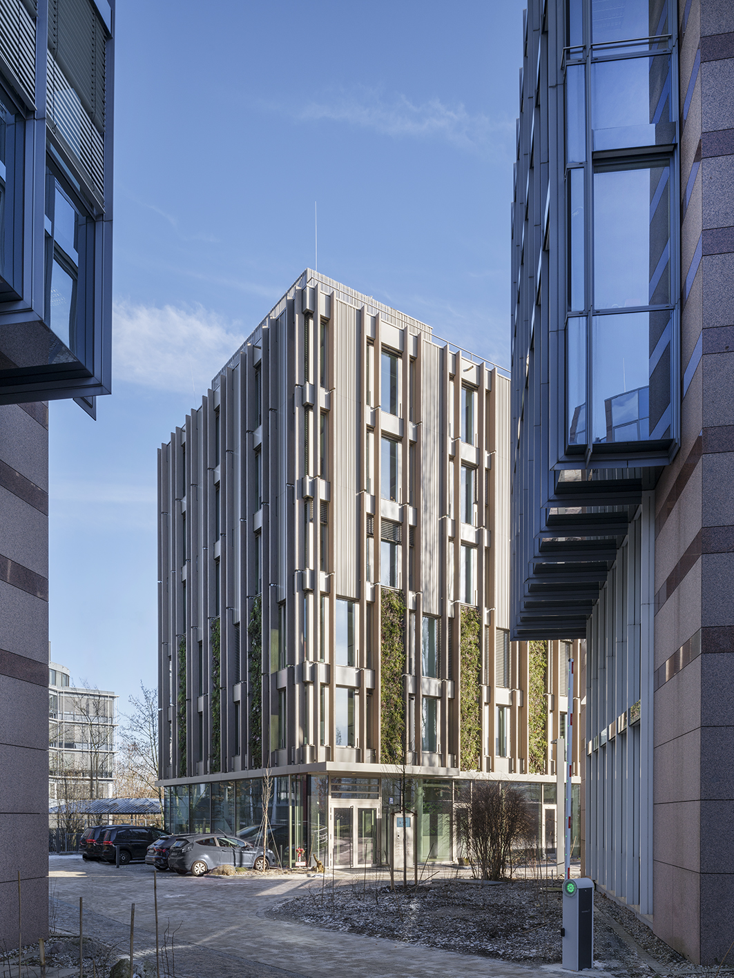 Bürogebäude im Omega-Park, München  2